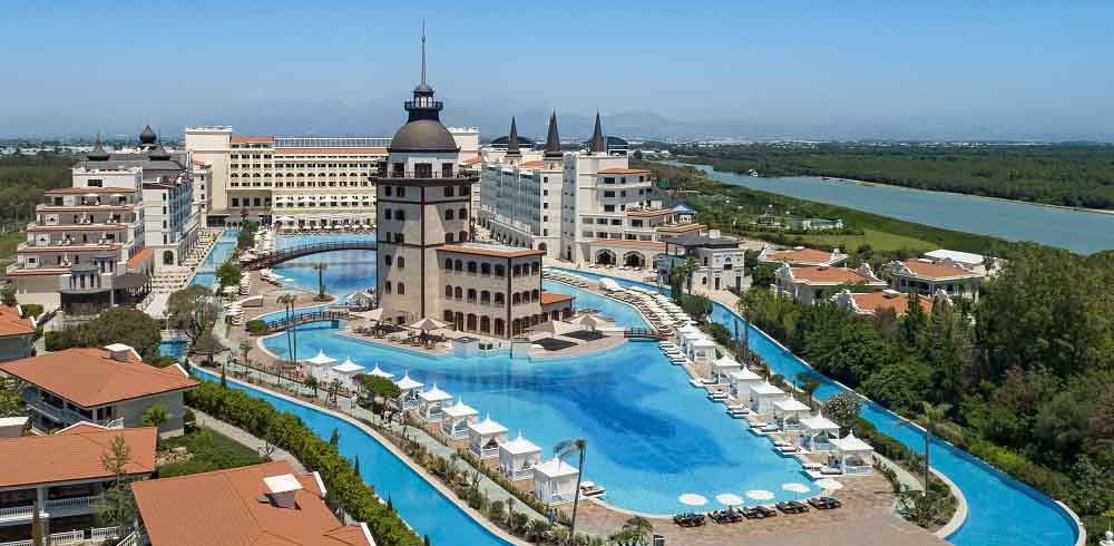 بازسازی پل گالاتای استانبول در هتل تایتانیک مردان پالاس