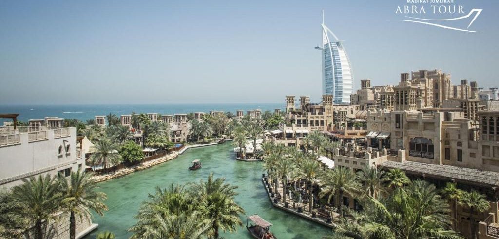 دورنمای هتل جمیرا مینا السلام