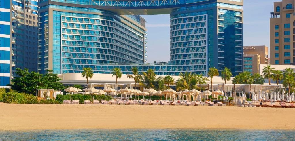 نمایی از هتل NH Collection Dubai The Palm