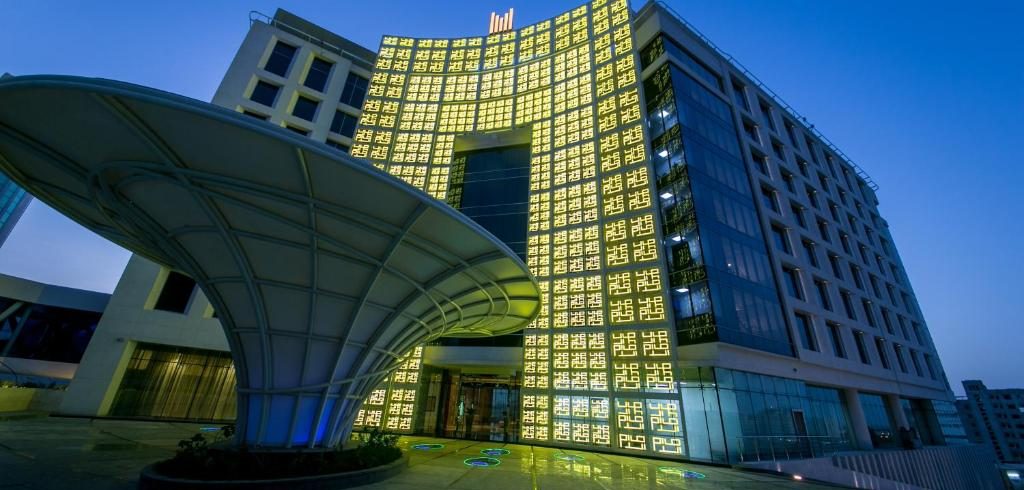 74745208 هتل گرند میلنیوم مسقط