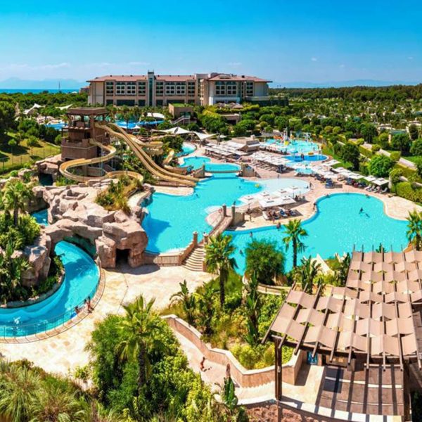 دورنمای هتل رگنوم کاریا آنتالیا