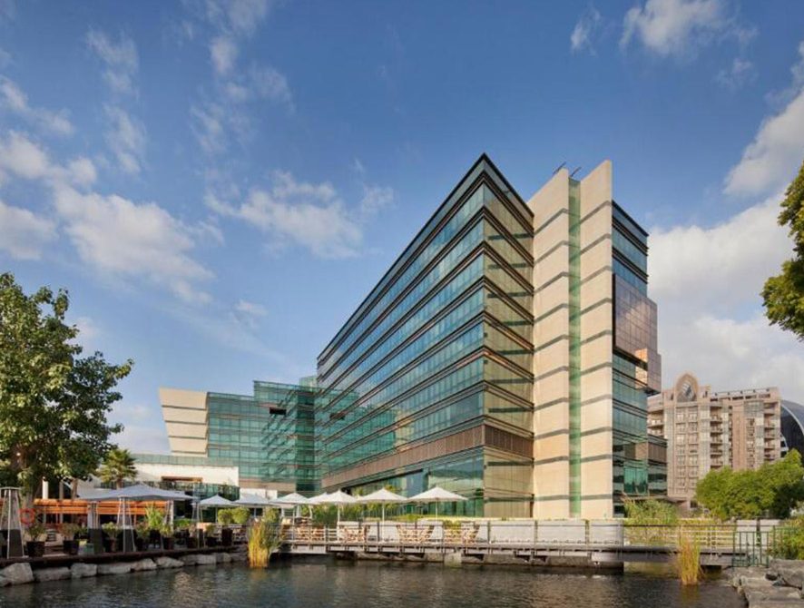 نمای هتل جمیرا کریکساید