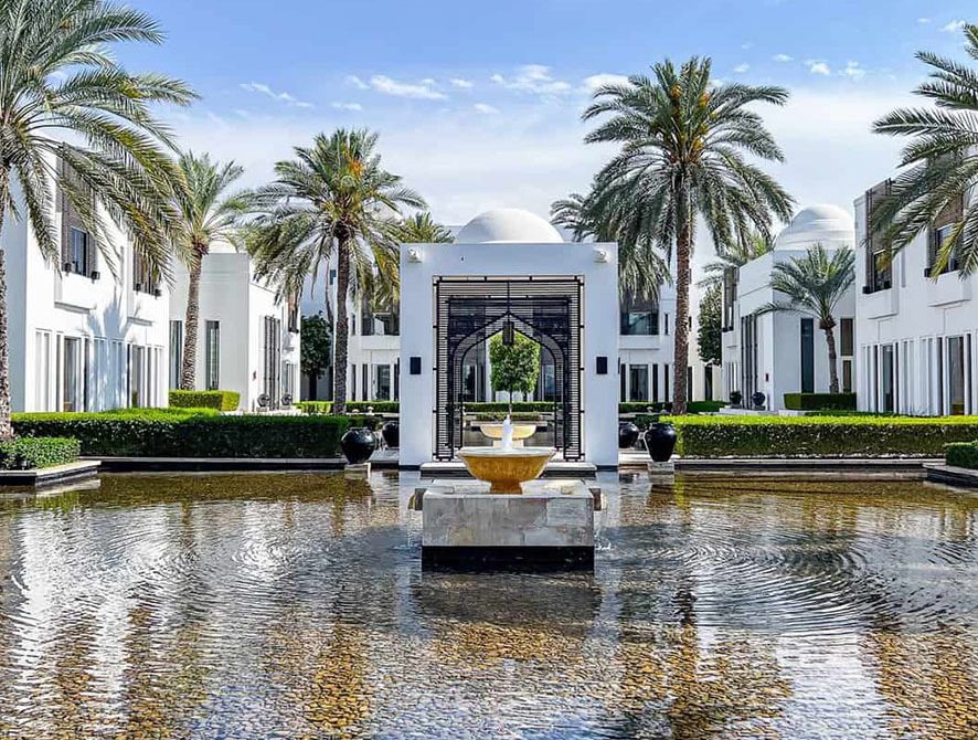 نمایی اصلی هتل چدی مسقط