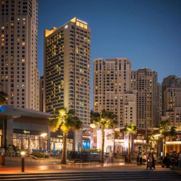 نمای اصلی هتل سوفیتل جمیرا بیچ