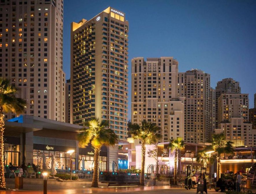 نمای اصلی هتل سوفیتل جمیرا بیچ