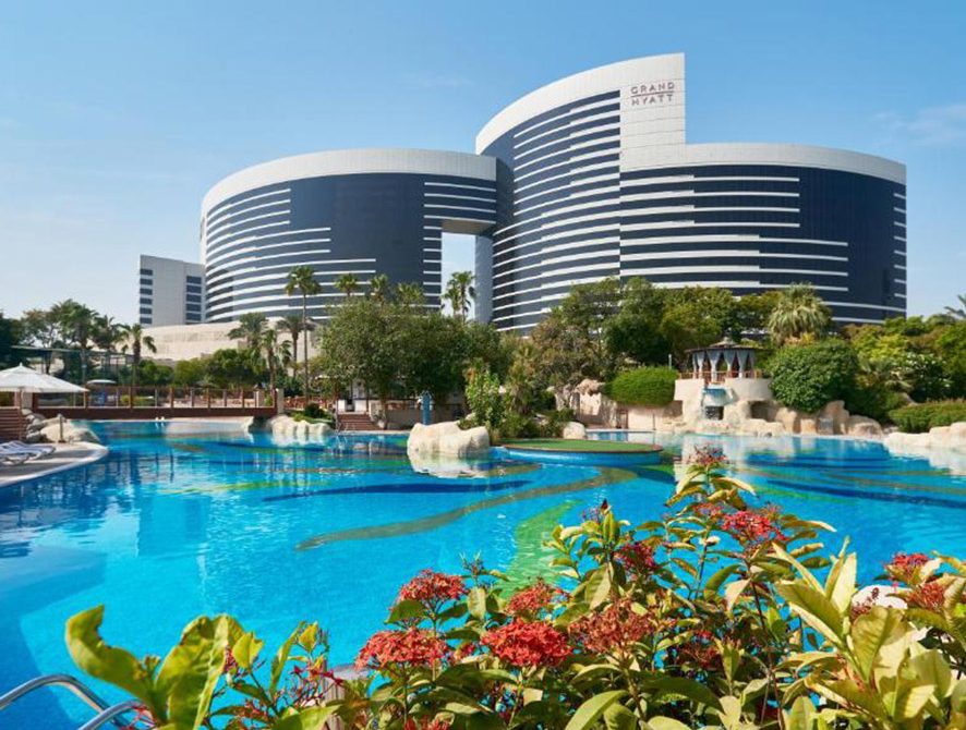 نمای اصلی هتل گرند هیات دبی
