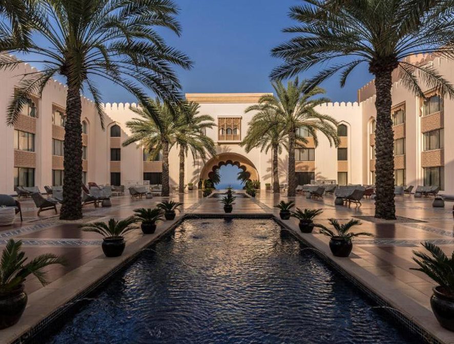 هتل شانگری لا الحصن