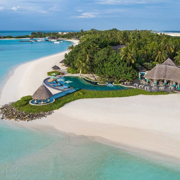Four Seasons Resort Maldives at Kuda Huraa