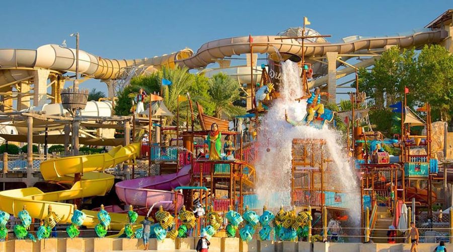 در یکی از هیجان‌انگیزترین پارک‌های آبی دبی از گرما فرار کنید!